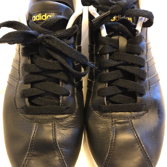 leather adidas tennis shoes